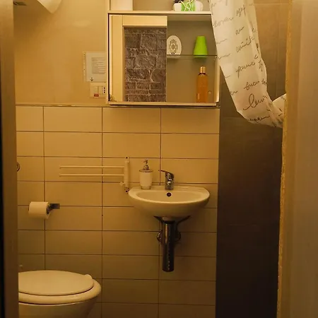 Sara Apartman Trani